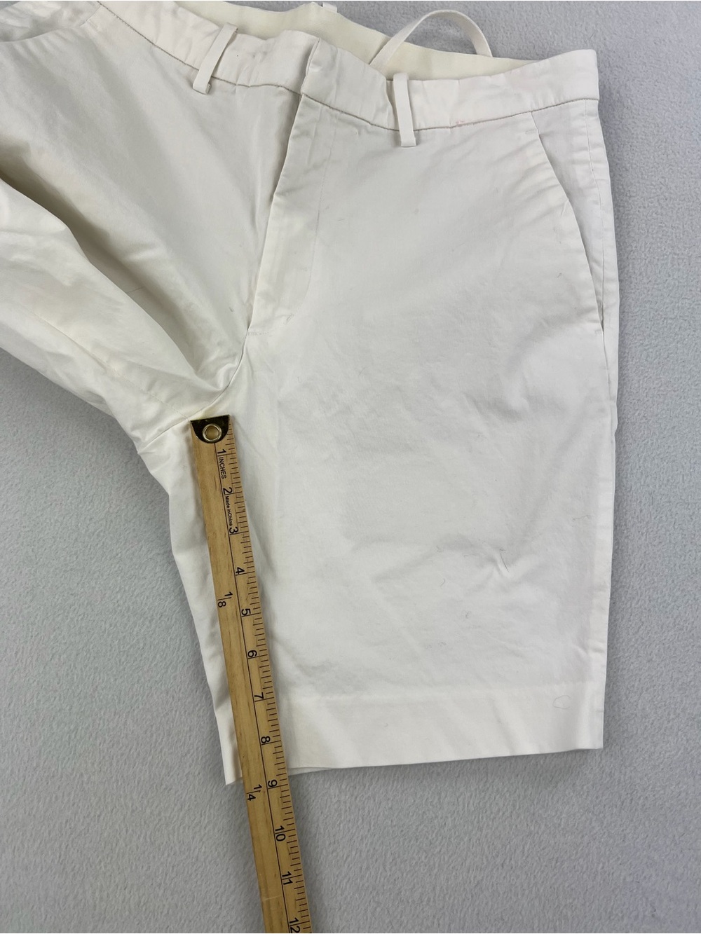 UNIQLO Mens Stretch Slim Fit White Chino Shorts 9” Inseam Drawstrings Size L - Picture 8 of 9
